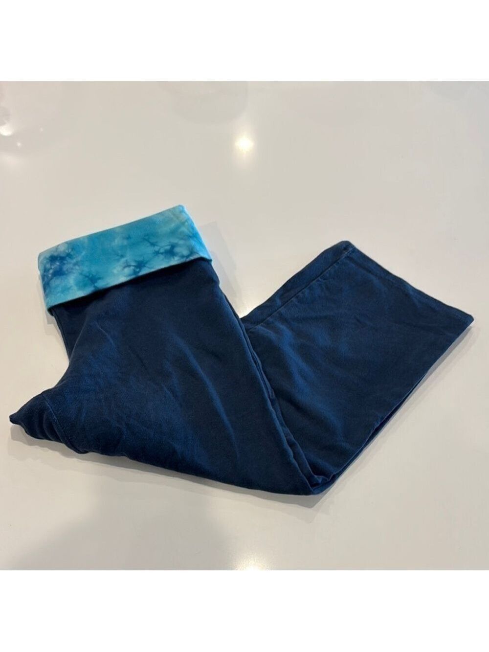 PINK Tie Dye Cropped Yoga Pants Blue - Picture 3 of 4